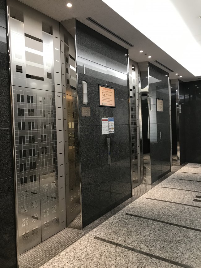 MOMENTO SHIODOME-エレベーター